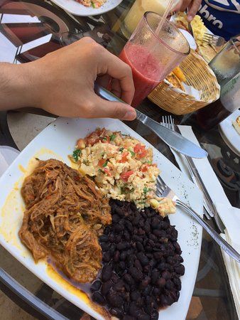 Casa Vieja Cafe & Lounge